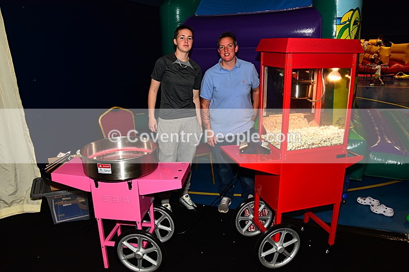 CON-168 - Joey and Ella