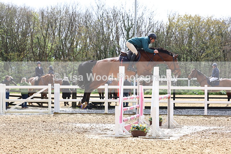 3E7A1726 - Class 7: Senior Newcomers/1.10m open