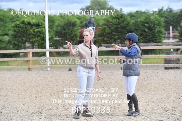 BPP_9335 - CLASS 5 Senior Discovery/ 1m Open