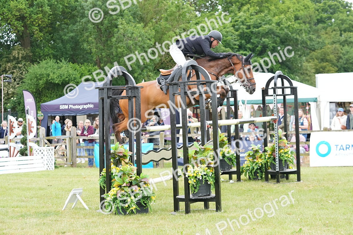 SBM_05216 - Class 201 - British Horse Feeds Speedi Beet Horse of the Year Show Grade  C