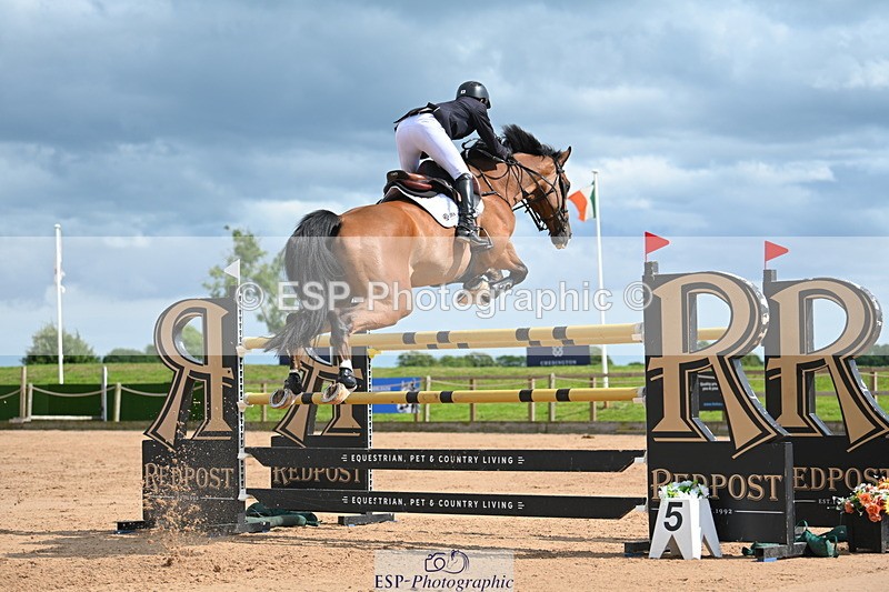 230721A-155610-07510 - Cls 10, 2 Star Big 1.45m Start to break