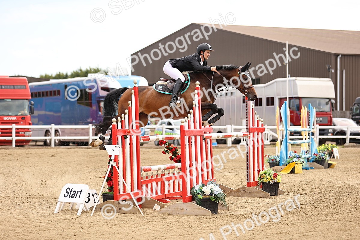 SBM_010459 - Class 9 - Senior Foxhunter - 1.20m Open