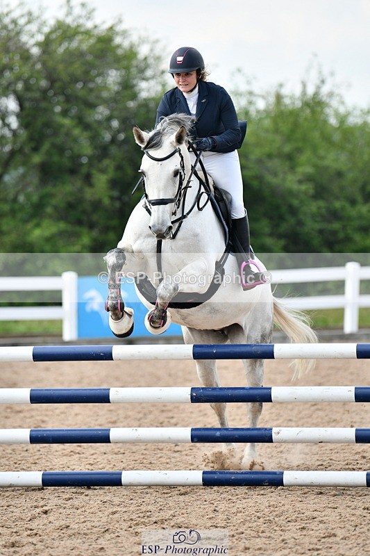 240512A-144005-19208 - Cls 42 85cm National Am Quali