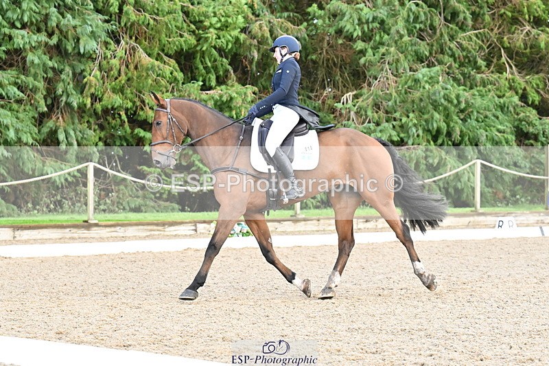 251023A-155031-05745 - A-010-Claire.Stallard-Penoyre