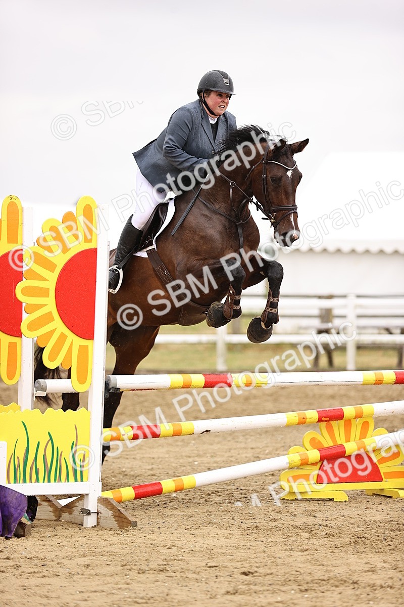 SBM_025131 - Class 9 - Senior British Novice - 90cm