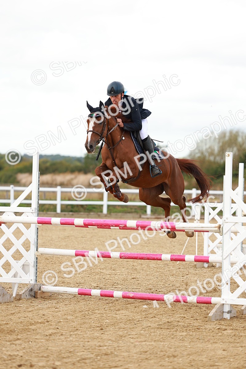 SBM_001305 - Class 4 - Senior Newcomers - 1.10m