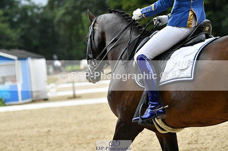 250718A-135828-01939 - 038-Natasha.Collings-Costello-Dovevale.Tender.Dove