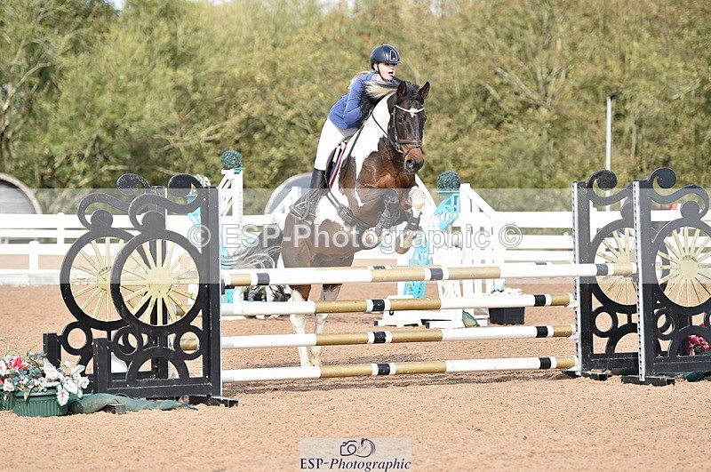 231015A-131052-08228 - Cls 25 95cm Amateur Q 2nd R