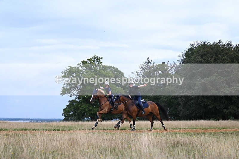 DSC_6100 - Time at Statue 12:17 to 12:44