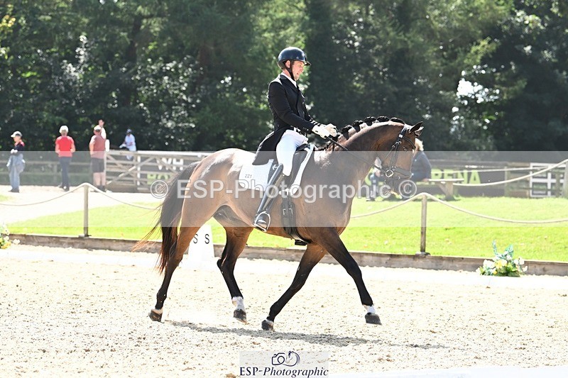 240811-143759-06530 - 221-Mark.Forrest-Fidel.Von.Singing