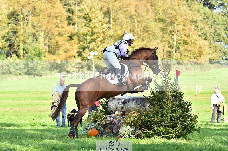 231022-144030-29253 - 305-CHILLI.KNIGHT-Gemma.Stevens-XC