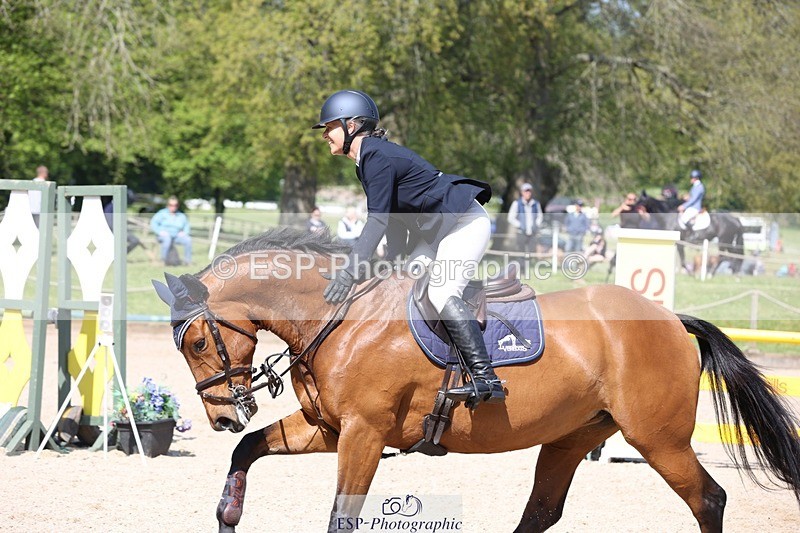 230513-103942-03944 - Cls 18 Snr 1.05m Open