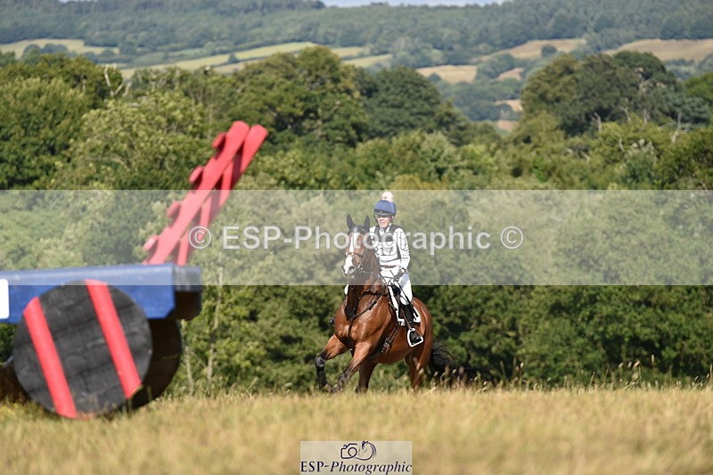 250802A-164440-07817 - E-217-Scarlett.Jones-RINGFORT.PATRON.SAINT