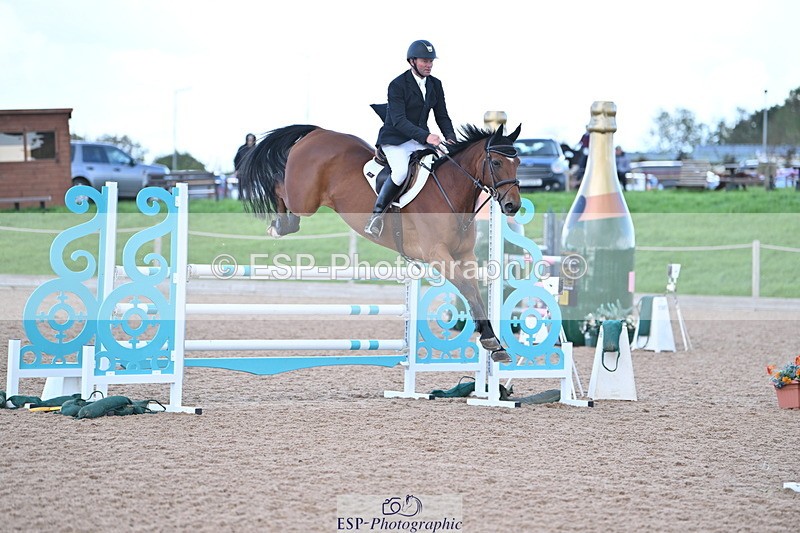 231014A-122957-04583 - Cls 19 1.15m Members Cup