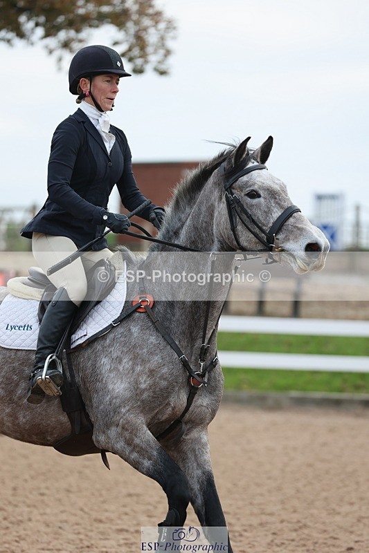 241101A-083410-00302 - FRI Cls 2 British Novice and 90cm Open