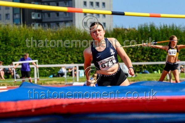 Age25SAT-915842 - Field Female Set Two