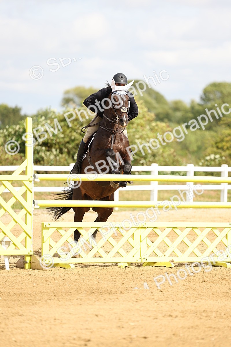 SBM_010499 - Class 4 - Senior Foxhunter - 1.20m Open