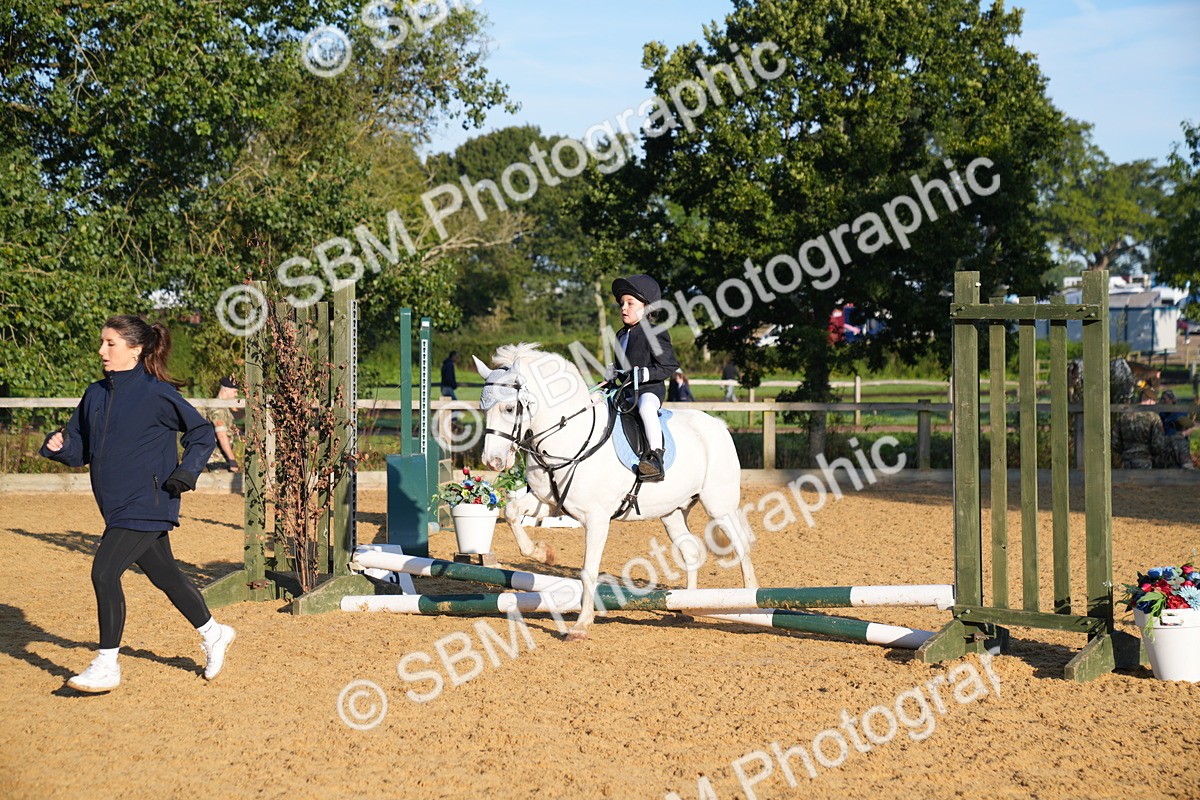 SBM_58966 - J63 - Minis Clear Round 30cm 40cm