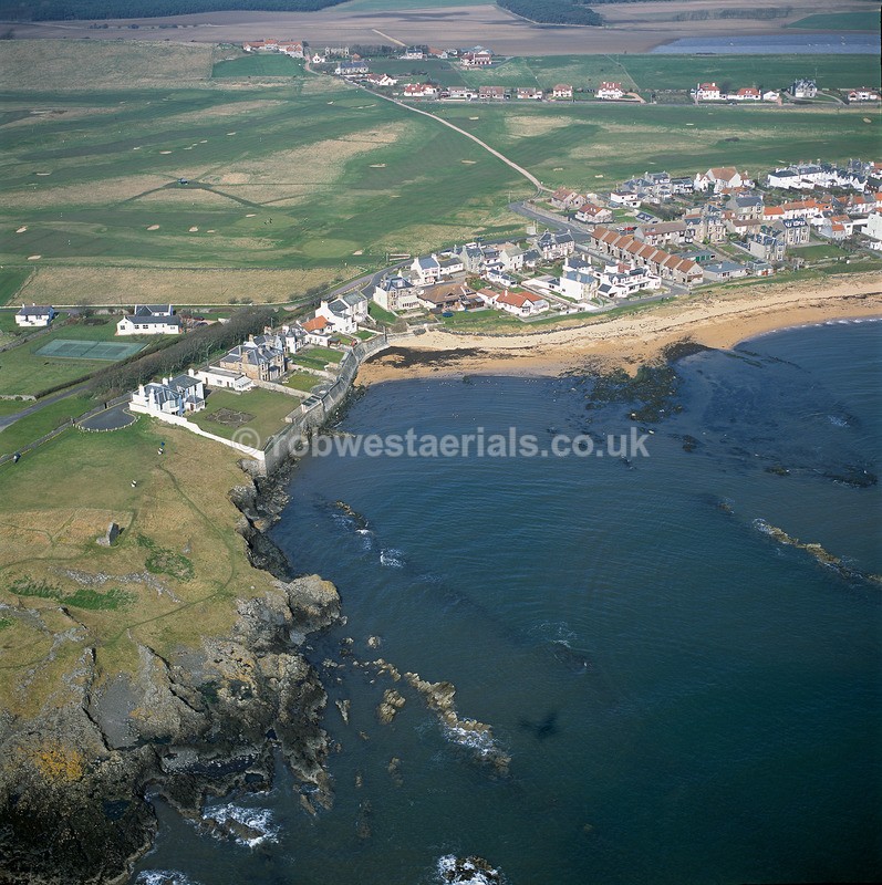 A00275A Coastal Village of Earlsferry above Chapel Green in 2002 - Settlements, infrastructure and attractions