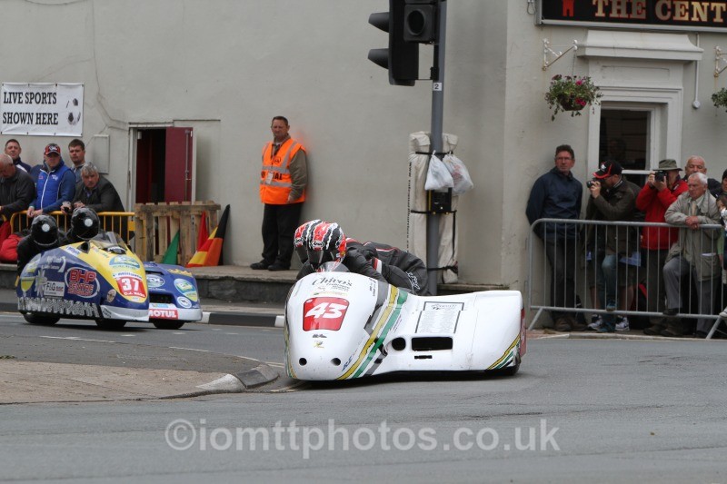 Darryl Rayner & Richard Lawrance - Sure Sidecar Race 2