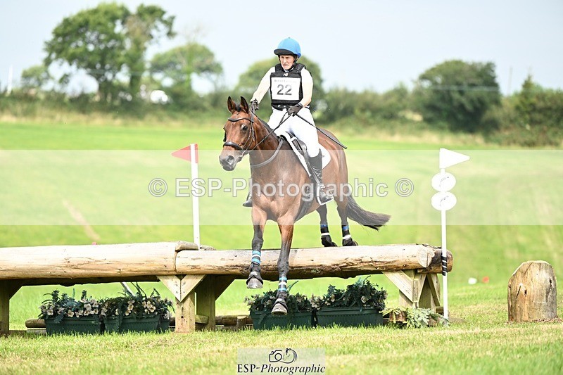 240831A-131338-02817 - 022-Danielle.Burnford-ULTRA.LIGHT