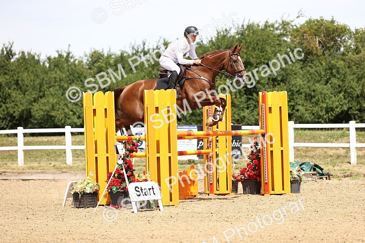 SBM_001211 - Class 16 - GFS Senior Newcomers 1.25m