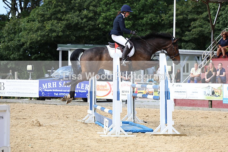 3E7A1612 - Class 13: Senior Newcomers/1.10m open