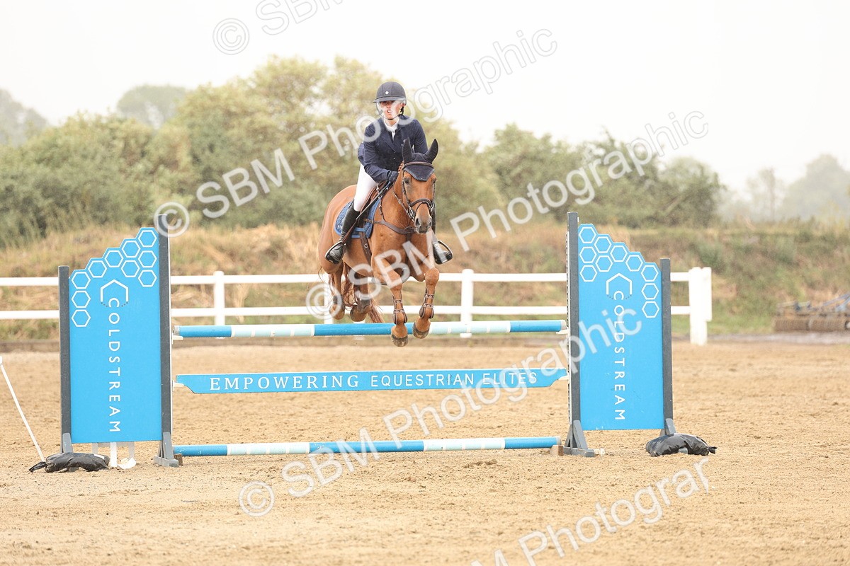 SBM_024122 - Class 6 - Senior Newcomers 1.10m