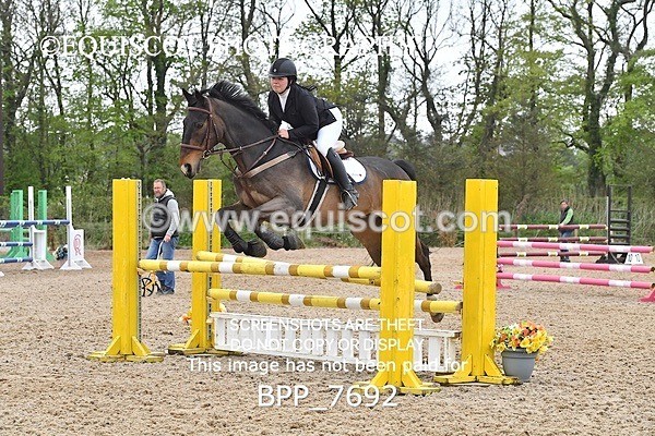 BPP_7692 - CLASS 14 SAT Senior BritiNovice/ 90cm Open