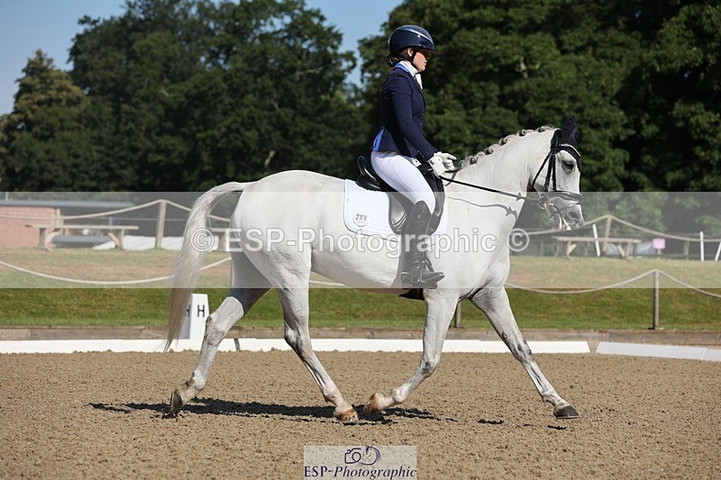 240719-093345-00187 - 288-Brooke_Howells-STARBORN_TWO_STEP