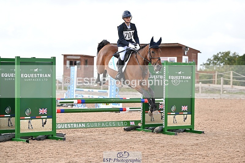 250831-133723-10029 - O-701-Bella.Moore