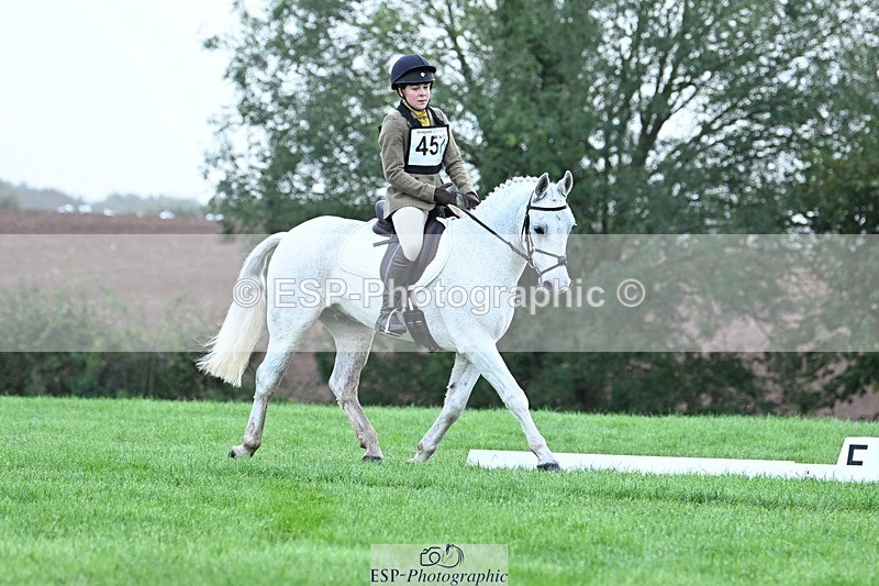 231020-090634-05534 - 457-KILLOUGHTER.GOLD.DUST-Olivia.McDonald-DR