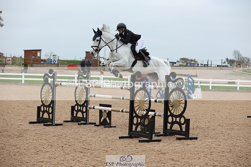 241101A-152339-02951 - FRI Cls 7 Blue Chip Grade B&C Jump Off