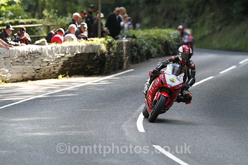 FOM_0989 - Classic TT Lap of honour