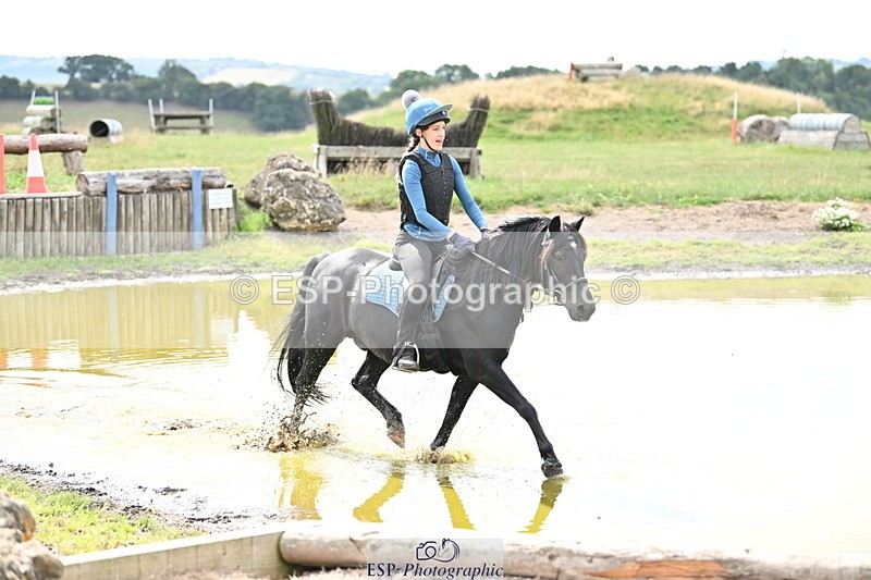 250821B-111135-00194 - Group B - Danielle