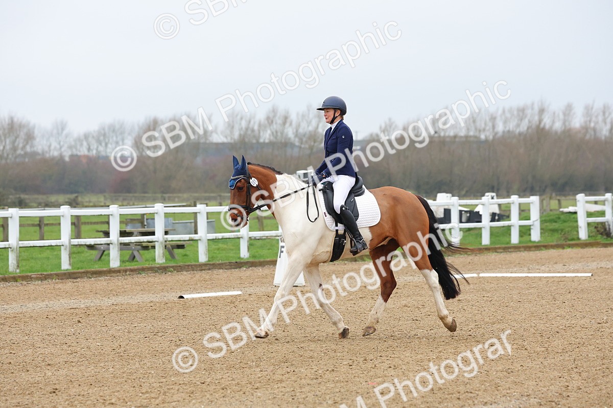 SBM_001216 - Class 8-11 - Novice 2 - Elementary 2