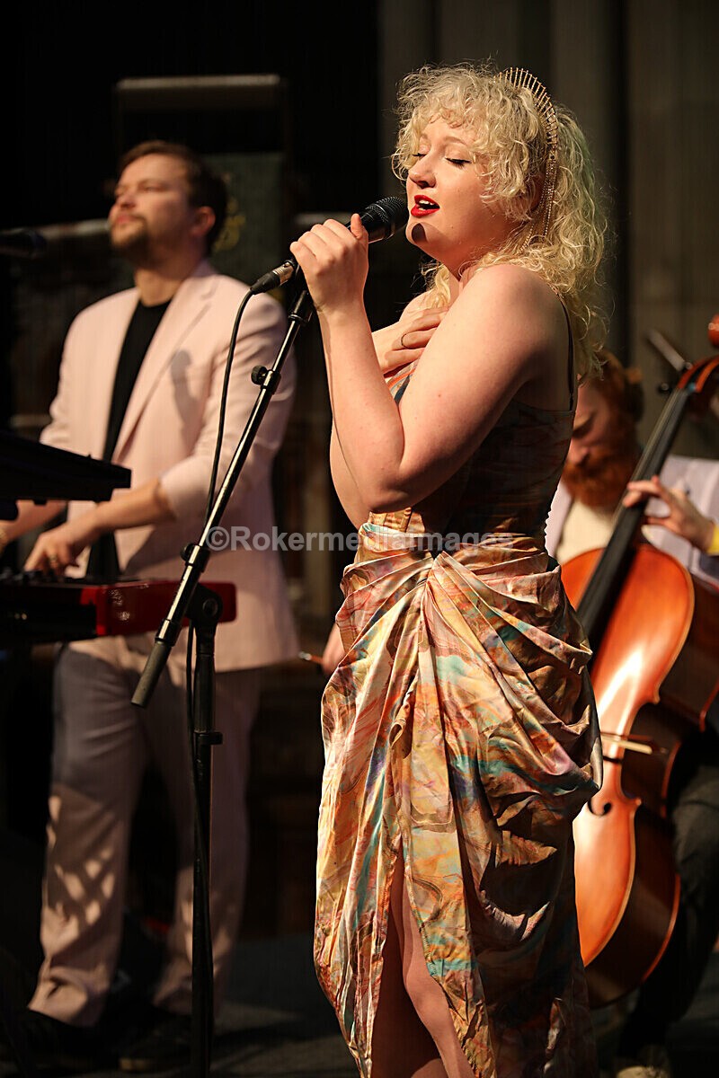 FOLK N BLUES-456 - FOLK and BLUES SEPT 2022