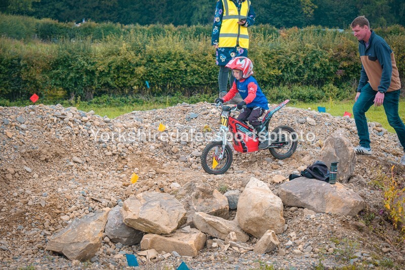 DSCF0503 - Ripon MC Trial 27/09- kids