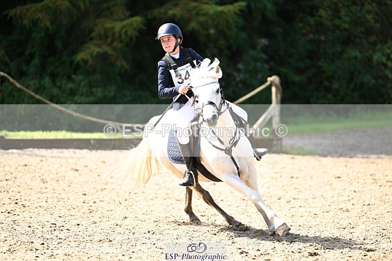 240824X-113538-25299 - 70cm Round 2 10.30 to 12.10