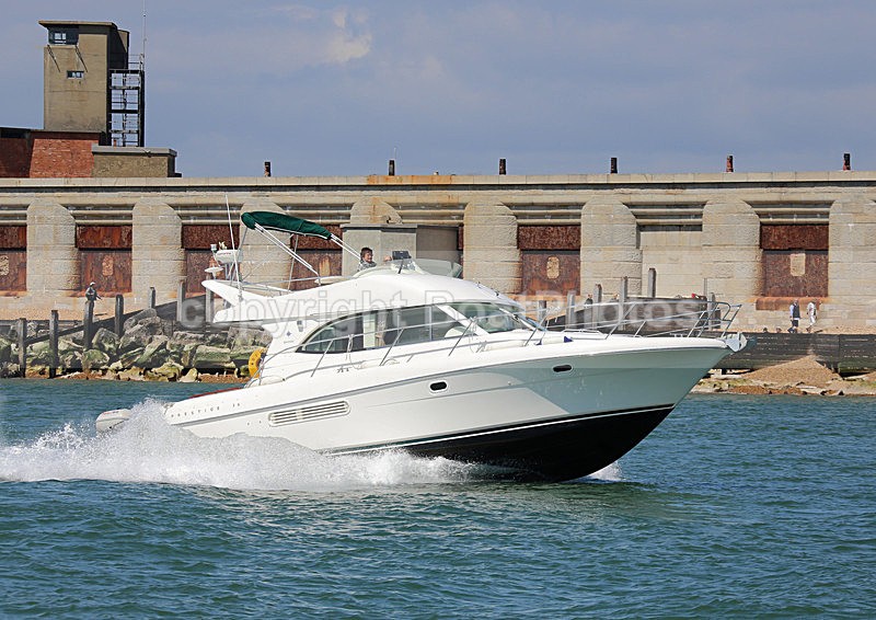 130505 MOZU JEANNEAU PRESTIGE 36 WT7A8900 - Flybridge Cruisers