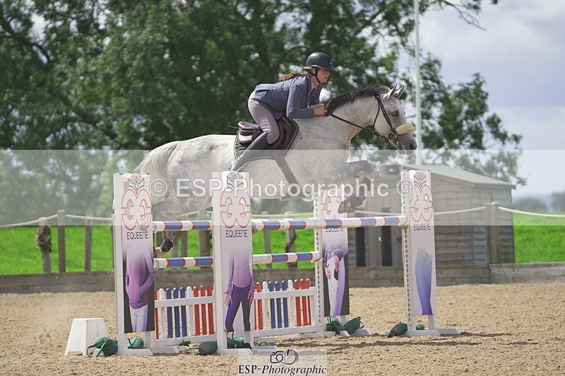 230806A-130918-02146 - Cls 14 Snr Foxhunter & 1.20m Open