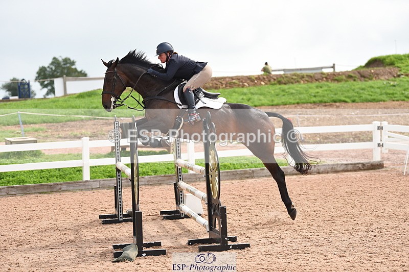 230902A-122942-01028 - Cls 9 1.10m Amateur Quali