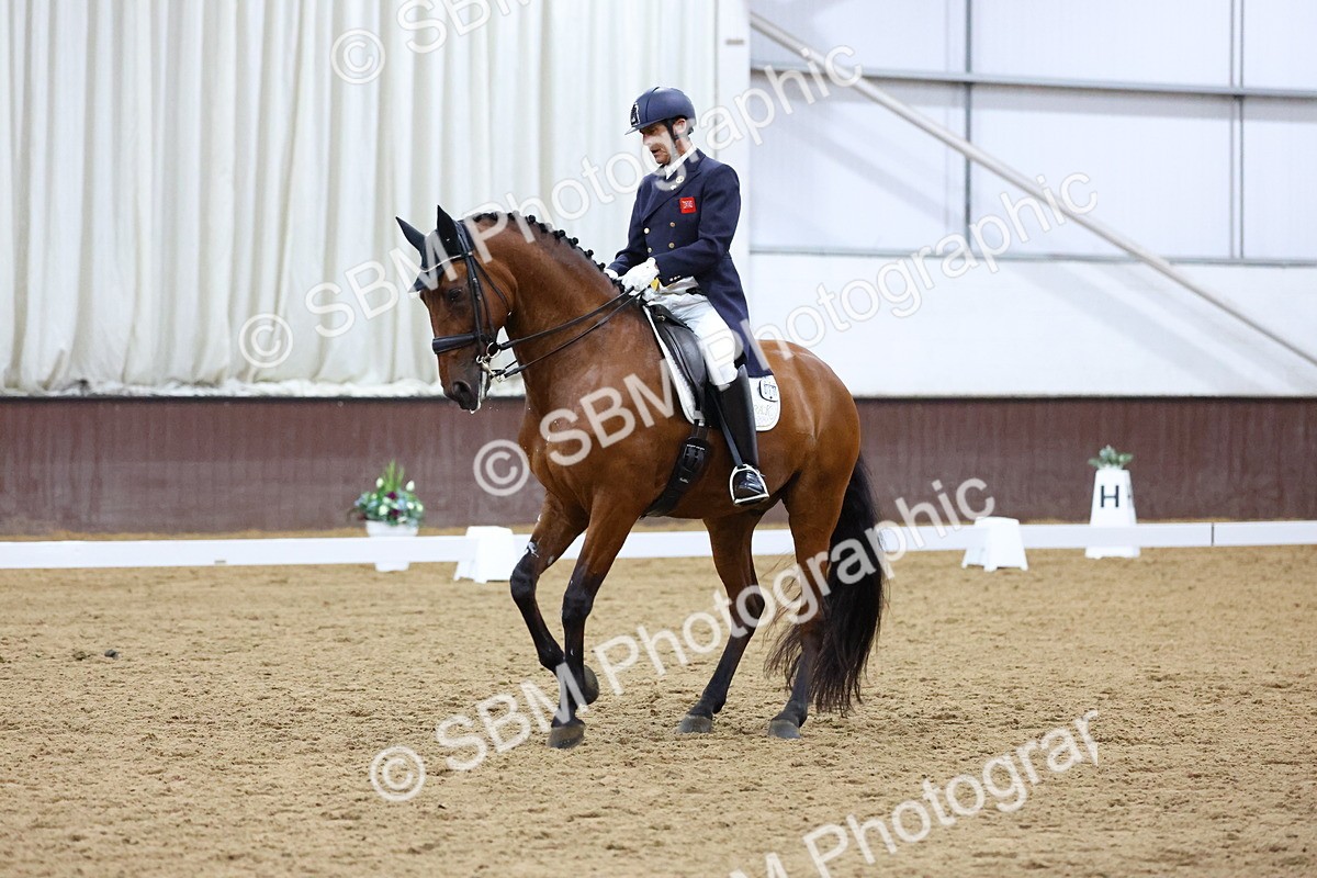 SBM_009703 - Class 14 - FEI Grand Prix - 19.27-20.27