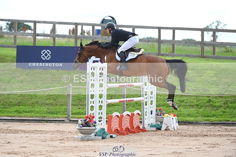 230721A-111323-05587 - Cls 6, 2 Star Medium 1.35m