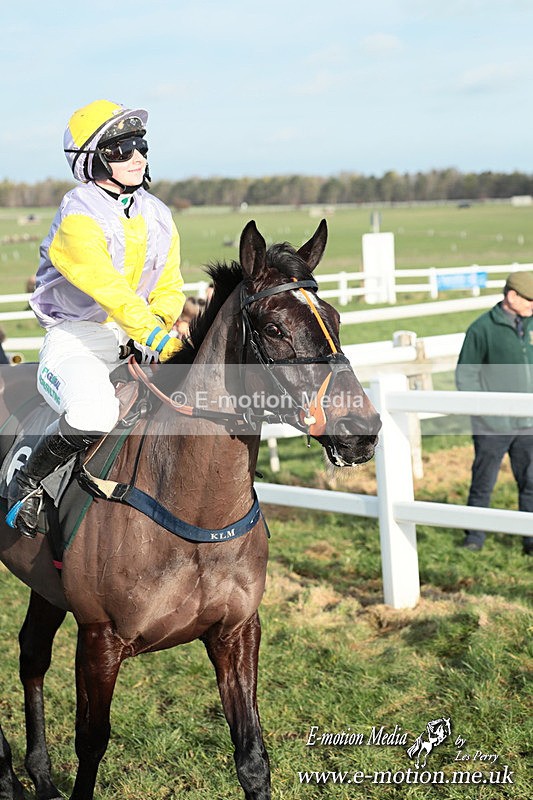 PtP 141225  1453 - New Forest Hounds PtP Larkhill 14/12/25