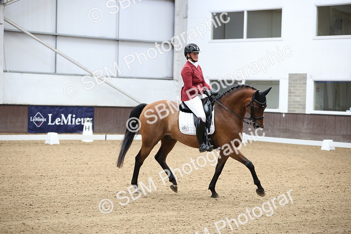 SBM_003845 - Class 8 - Advanced Medium 6 Silver