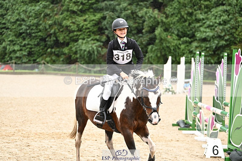 240824X-100009-23480 - 70cm Round 2 9.30 to 10.30