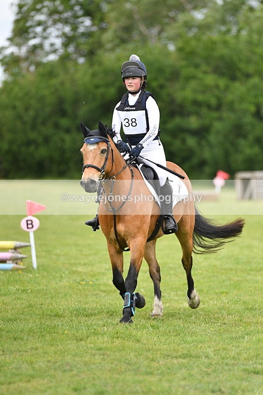 WJ5_3700 - Class 6 80cm