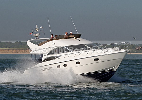 100523 CHARDONNAY IMG_5199 - Flybridge Cruisers