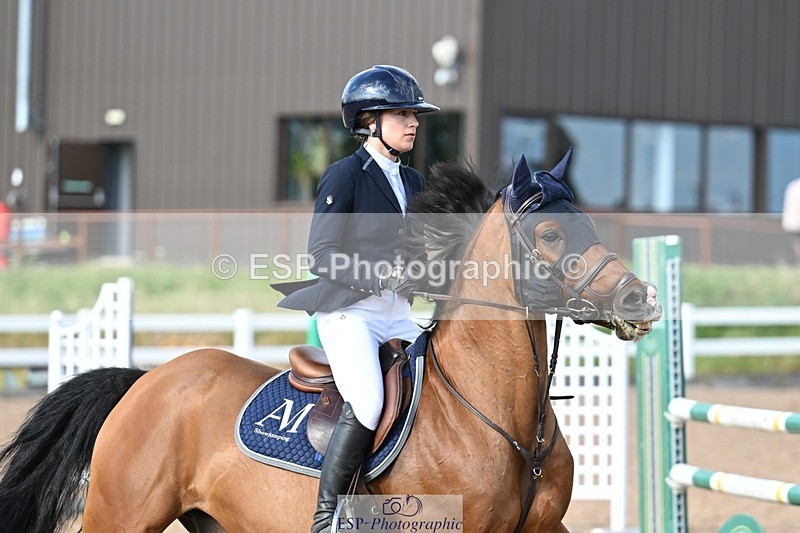 260627-175918-05906 - Cls 27 Foxhunter and 1.10m